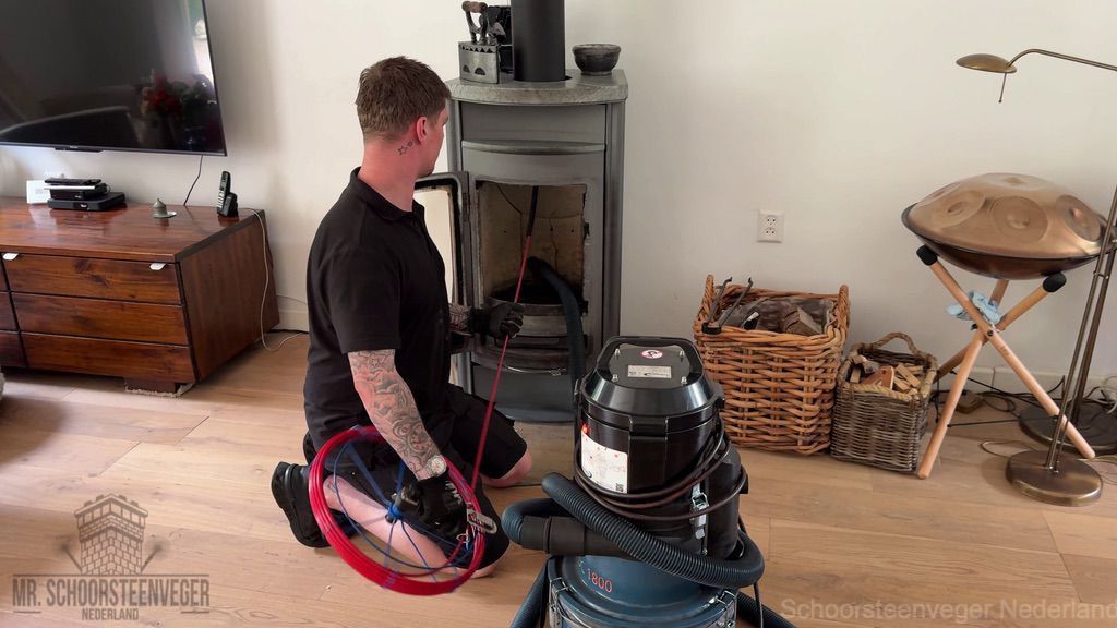 Purmerend schoorsteenveger huis ladder Purmerend schoorsteenveger huis ladder