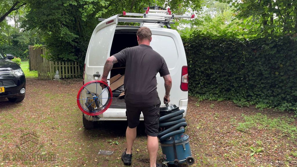 Schoorsteen onderhoud Purmerend ladder bus Schoorsteen onderhoud Purmerend ladder bus